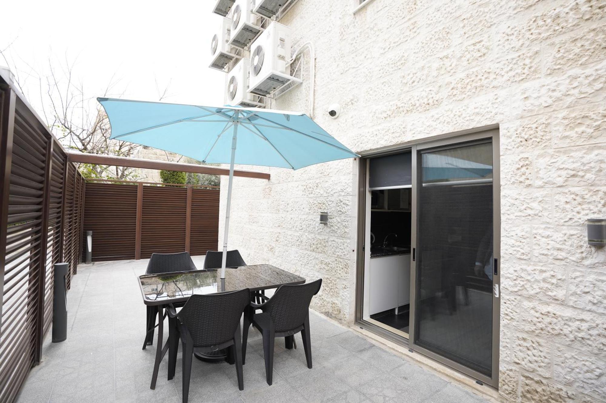 Naylover Hotel Suites Amman Exterior foto