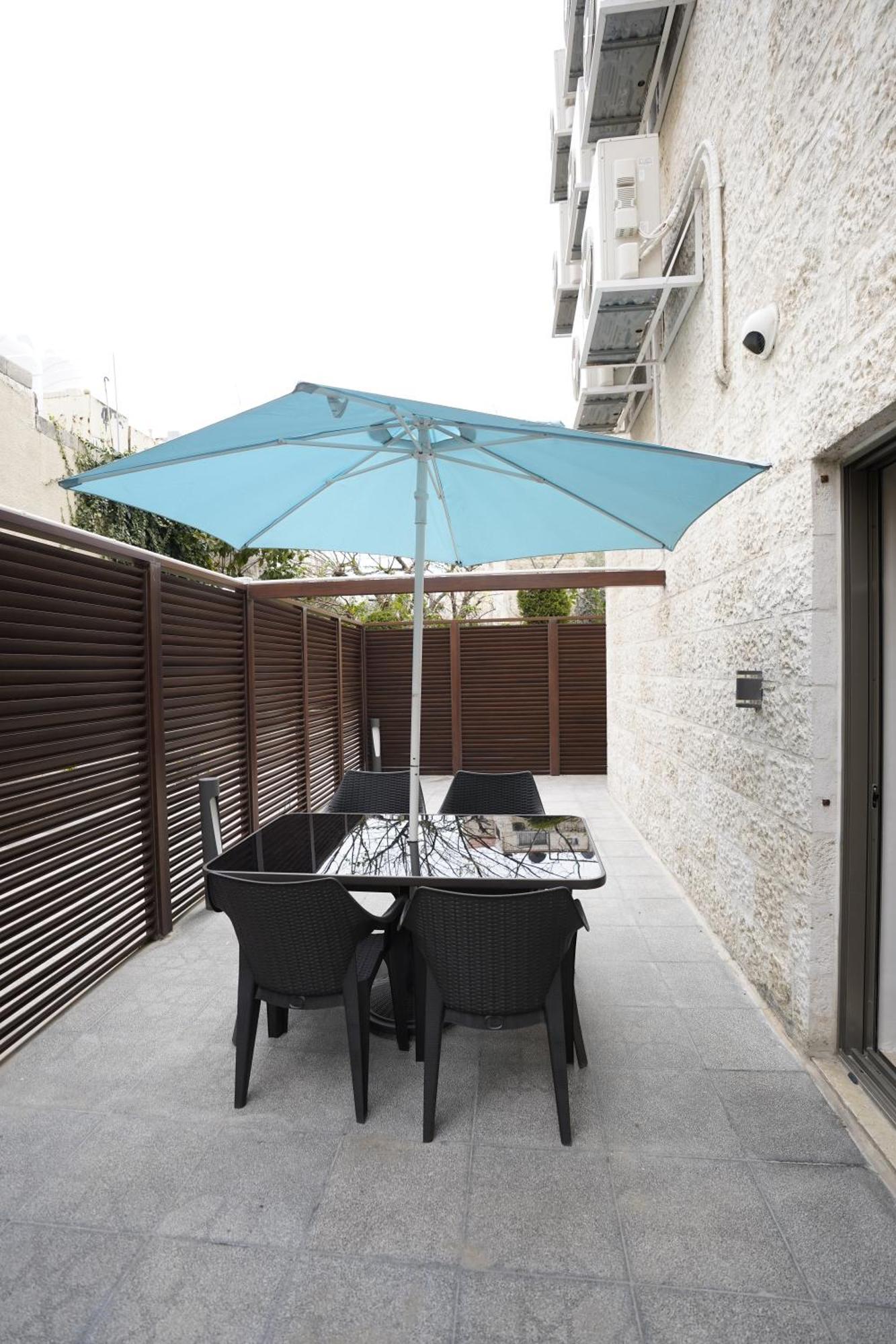 Naylover Hotel Suites Amman Exterior foto